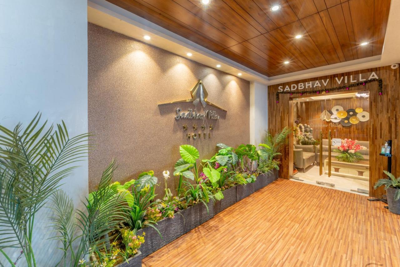 Hotel Sadbhav Villa Surate Extérieur photo