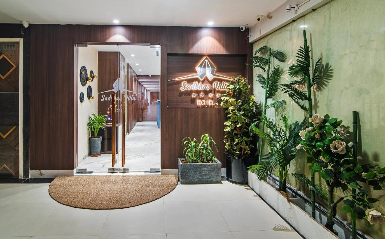 Hotel Sadbhav Villa Surate Extérieur photo